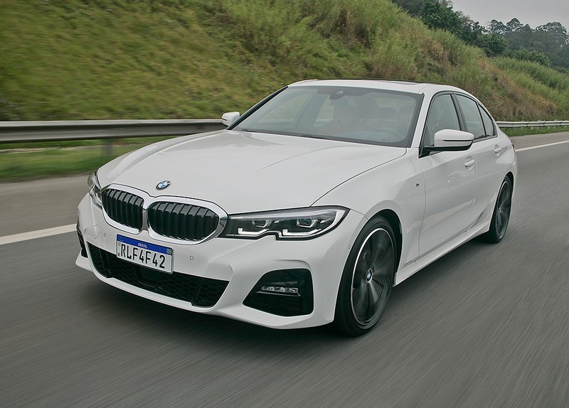 bmw-320i-m-sport-1.jpg